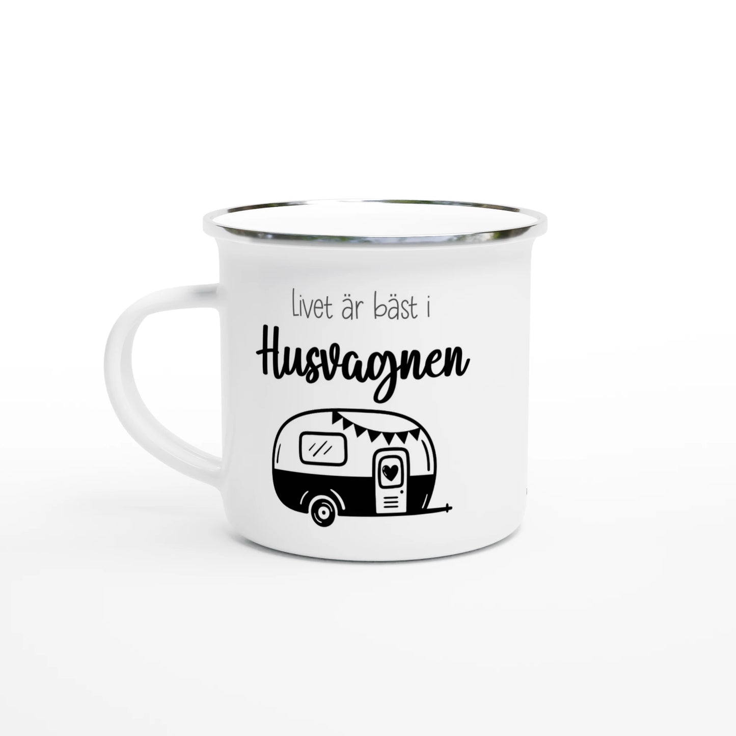 Emaljmugg med texten 'Livet är bäst i husvagnen', perfekt för camping och husvagnsliv